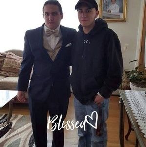 Meet your Posher, Maria